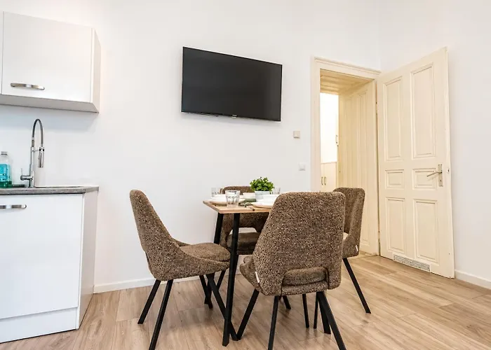 Comfortable 1br Near Center For Long